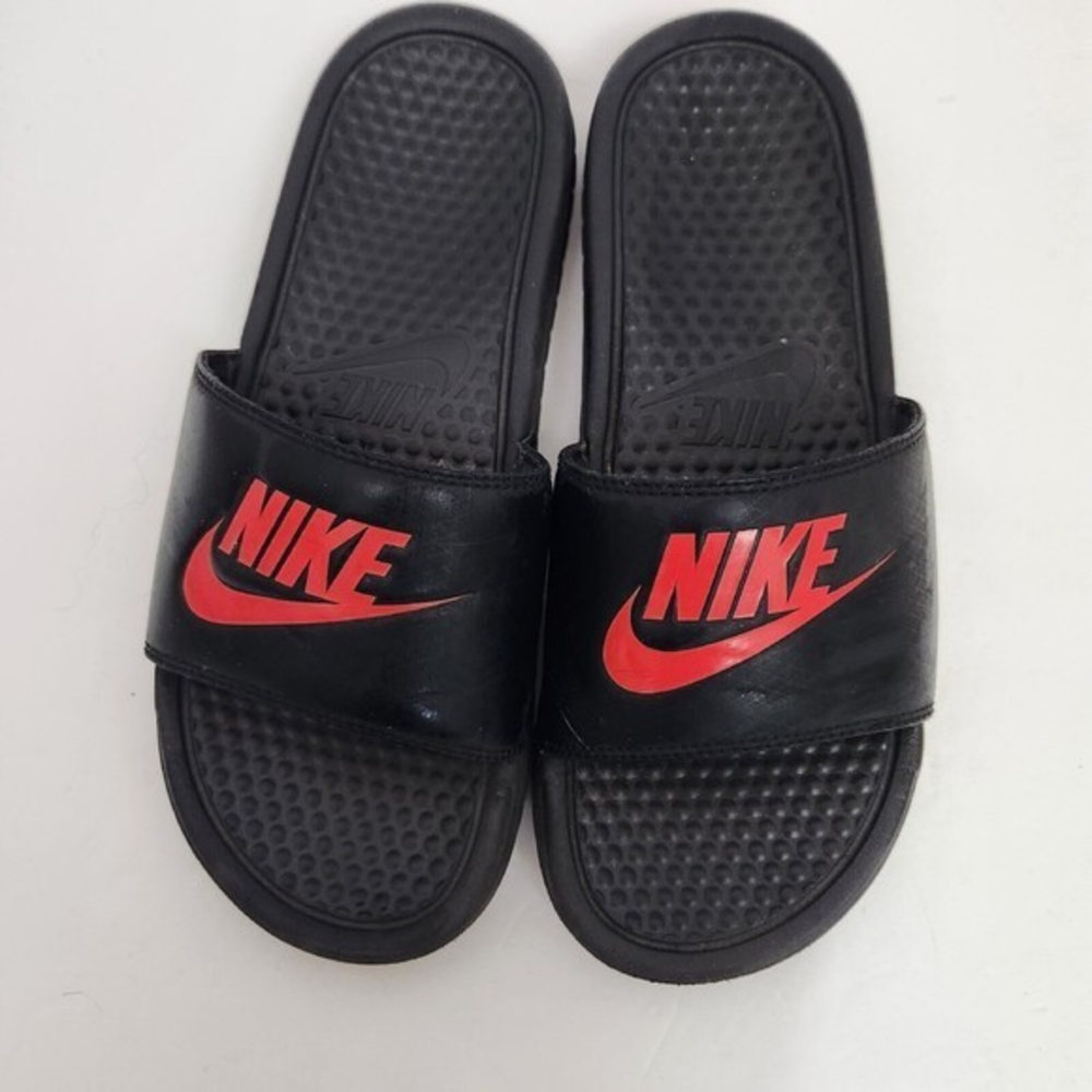 Nike Benassi JDI Black/Challenge Red Men's Slides Slip-On Sandals -‎ Size 7